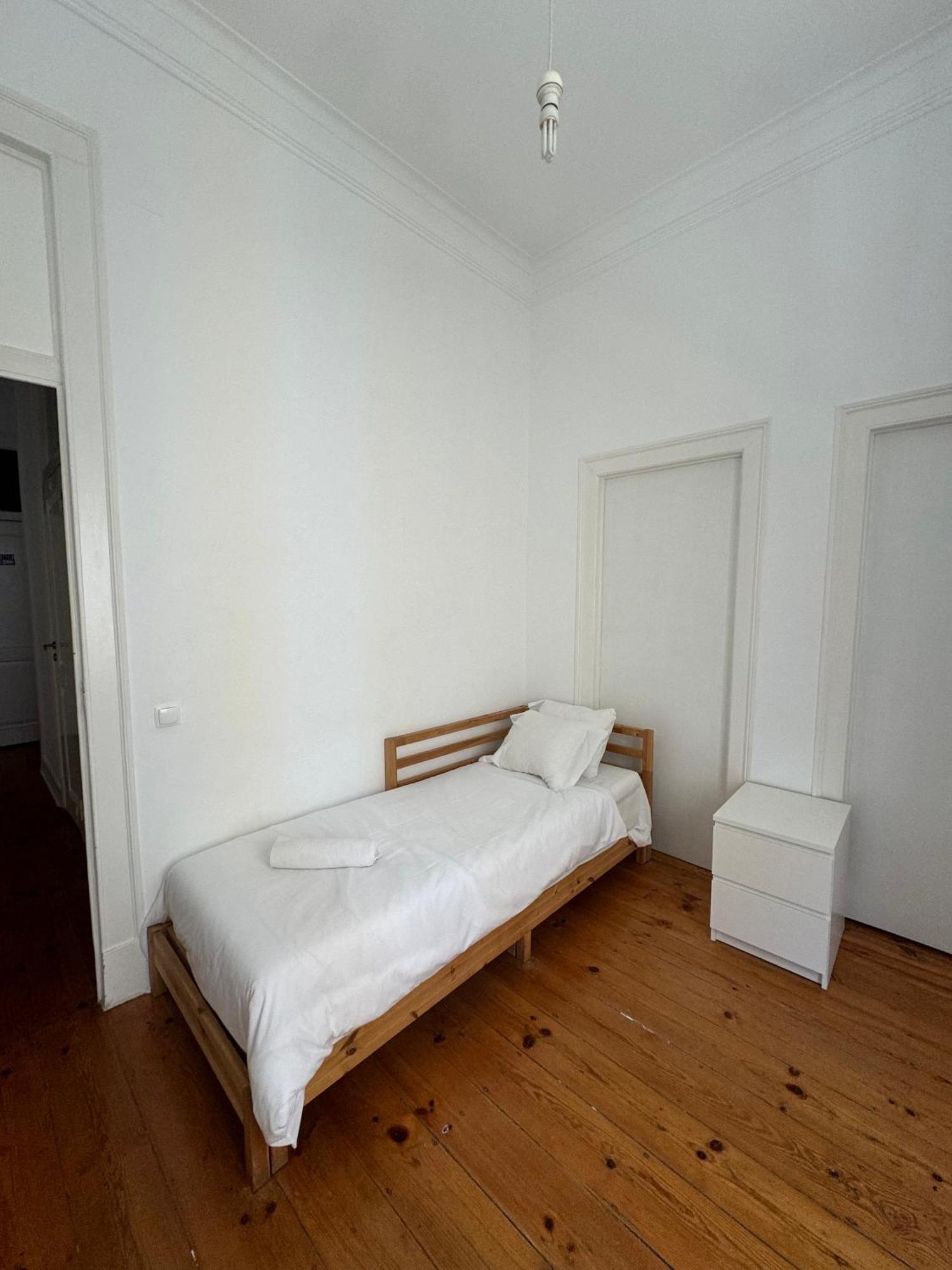 The House In Intendente Lisbon Exterior photo